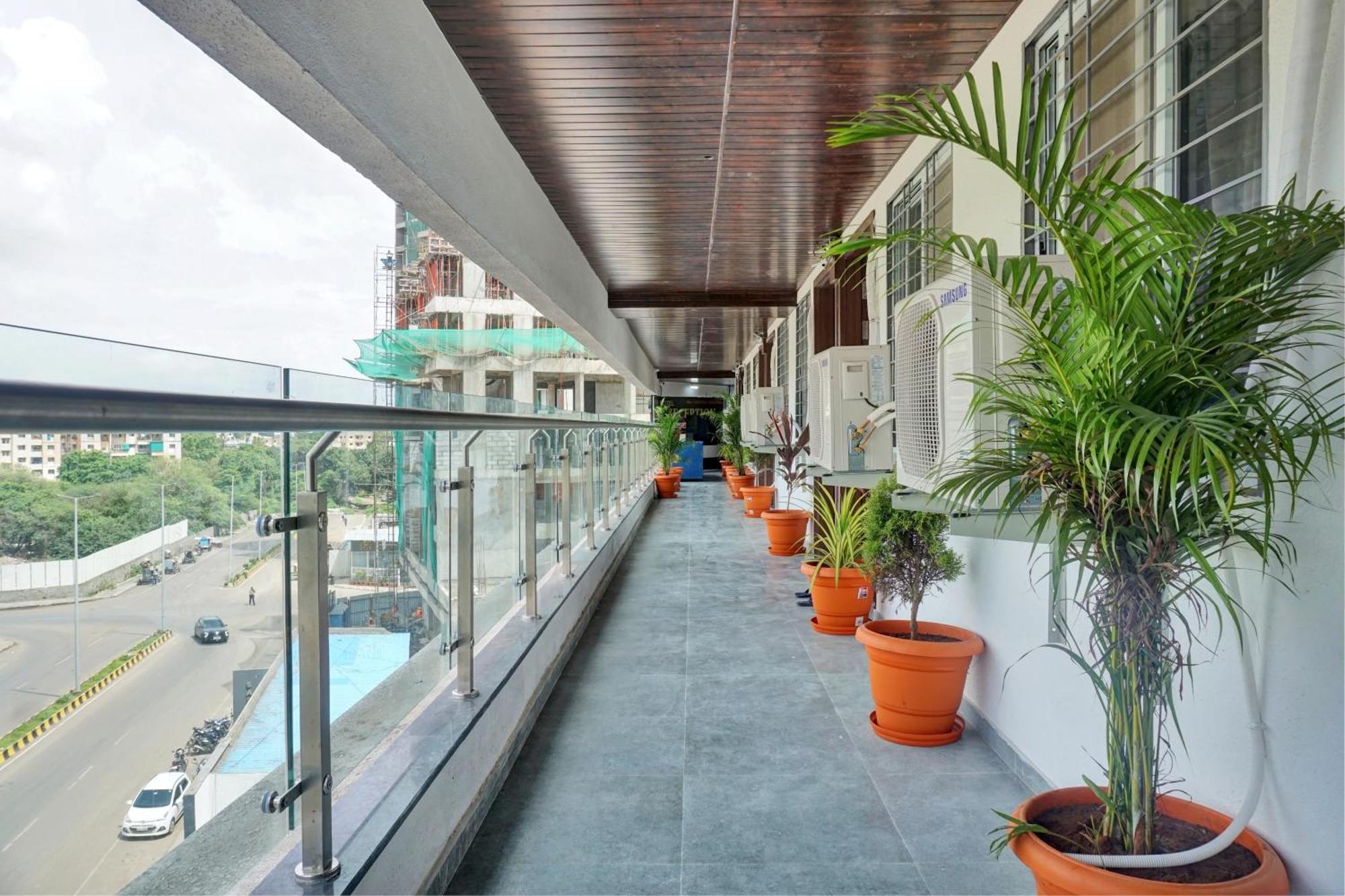 Super Collection O Rk Inn Chinchvad Exterior photo